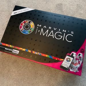Marvin’s iMagic interactive Box of Tricks Set